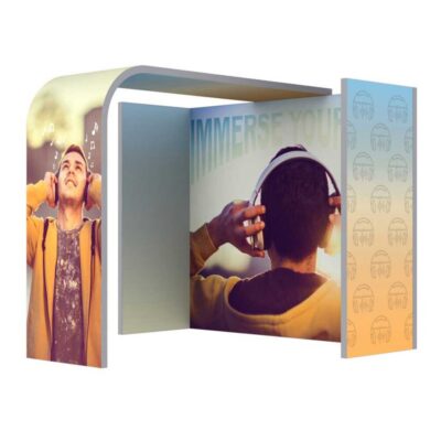 10x10 modular trade show booth display with immersive panel design